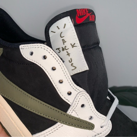 Jordan 1 low Travis Scott “Olive” Size 9.5 M - Picture 5 of 14